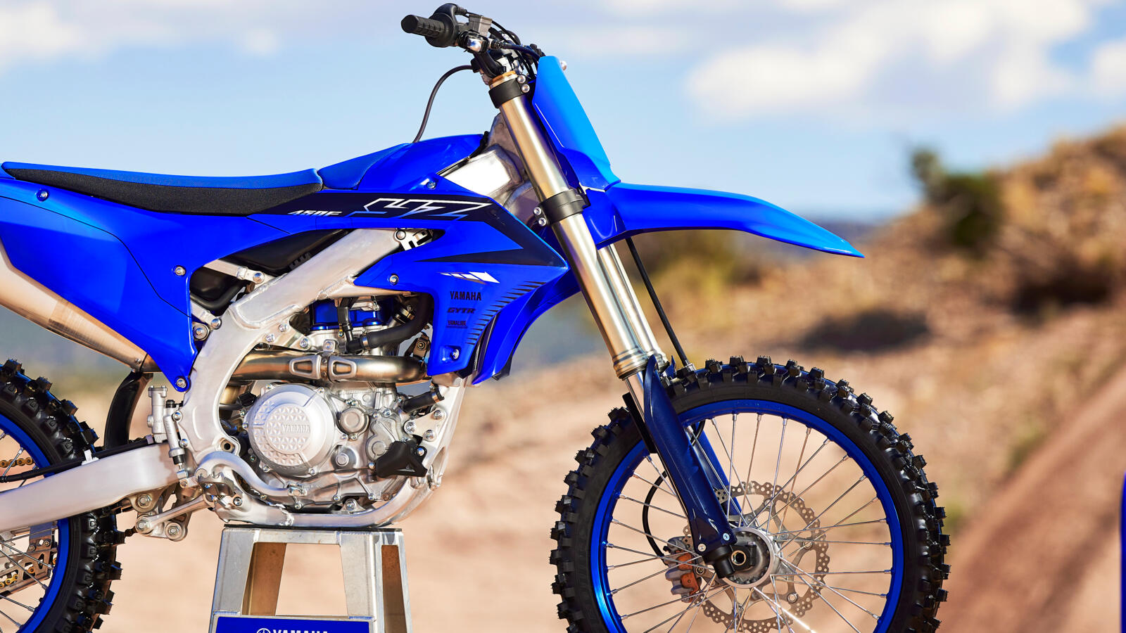 2023_YAM_YZ450F_EU_DPBSE_DET_007_03_preview.jpg