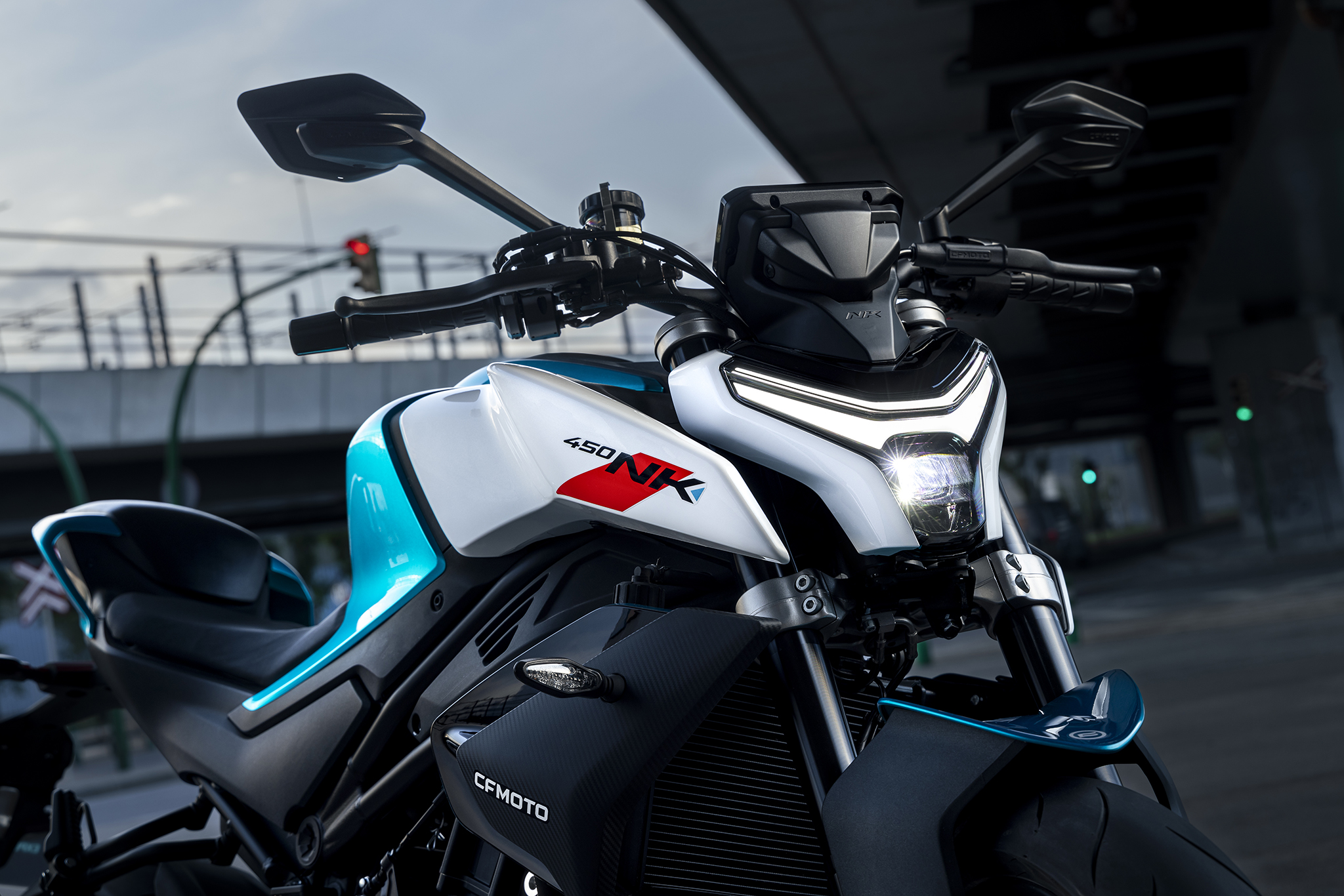 CFMOTO 450NK ABS - 2026 — imagine 6