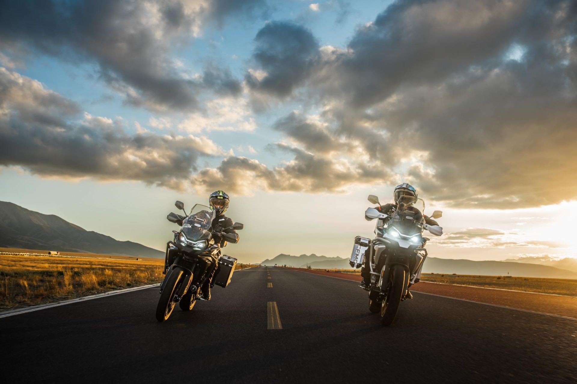 CFMOTO 700MT ABS 25 — imagine 8
