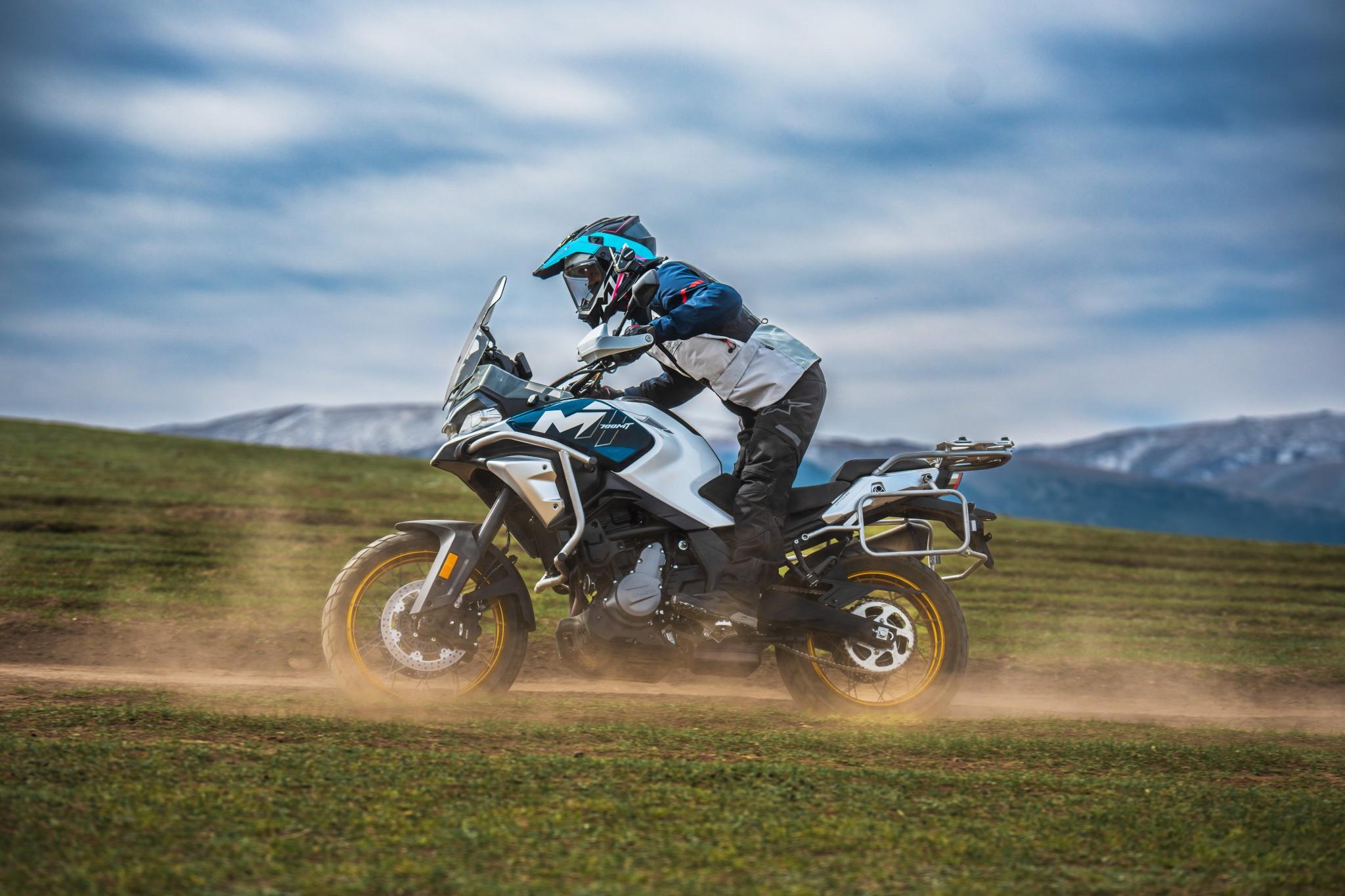 CFMOTO 700MT ABS - 2026 — imagine 5