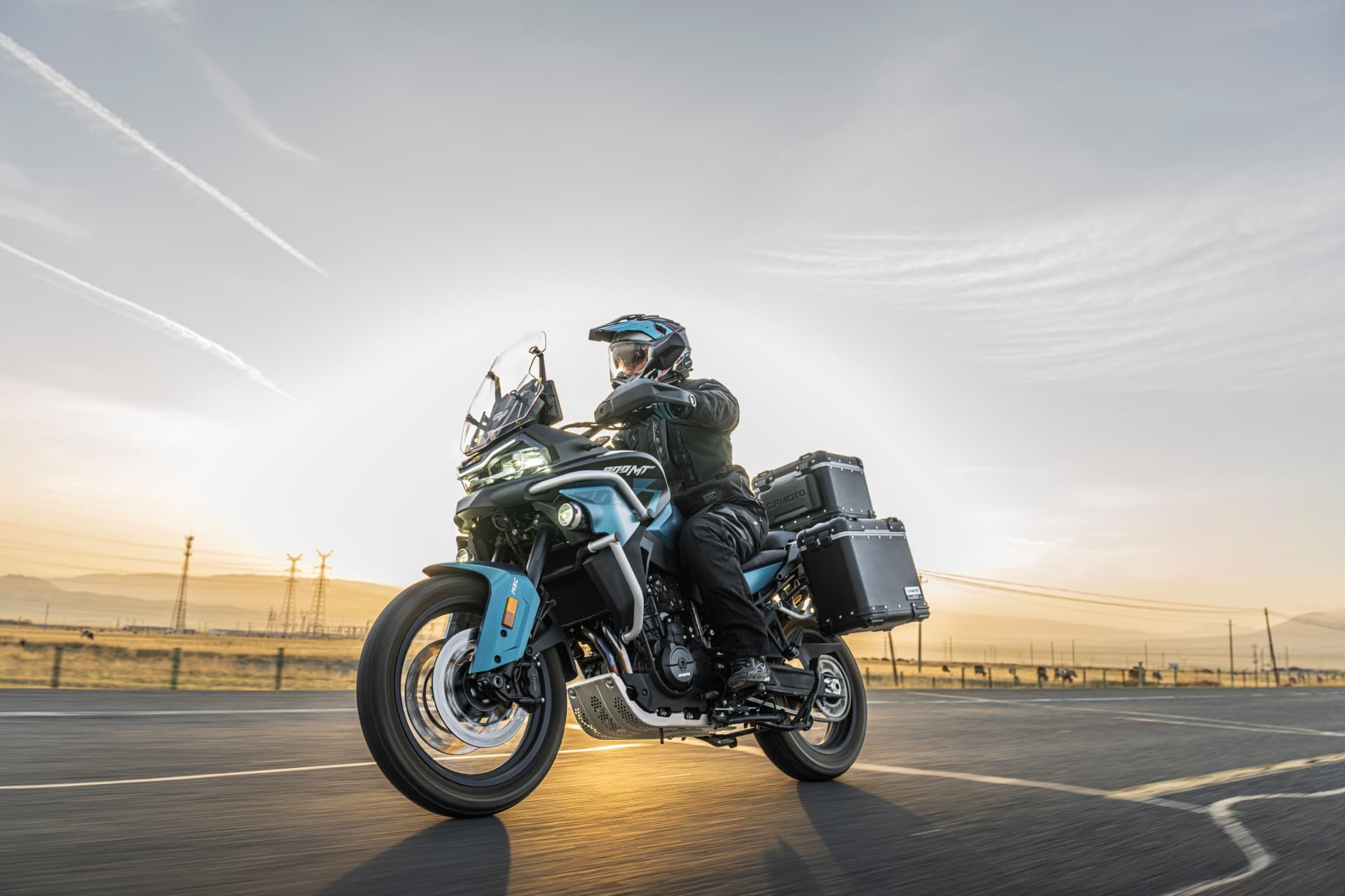 CFMOTO 800MT Explore ES — imagine 4