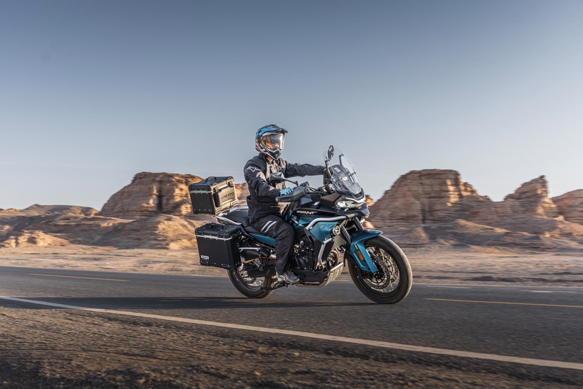 CFMOTO 800MT Explore ES — imagine 3