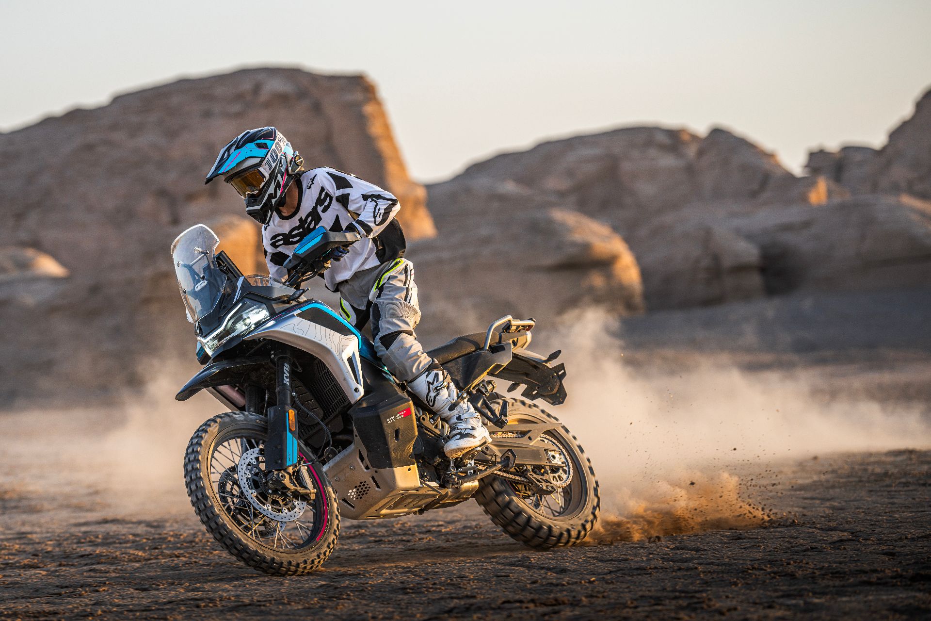 CFMOTO 1000MT-X HIGH SEAT — imagine 1
