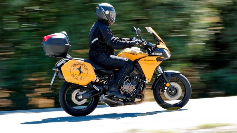 Yamaha Tracer 700 va fi motocicleta oficiala a La Vuelta!