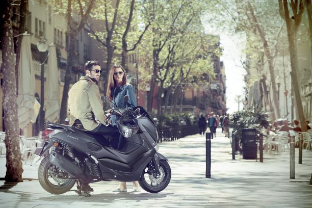 Rezolutii pentru noul an? Ce spui de un scuter Yamaha?