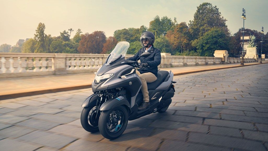 Yamaha dezvăluie preţul noului Tricity 300, dar şi trei opţiuni de pachete de accesorii din iulie
