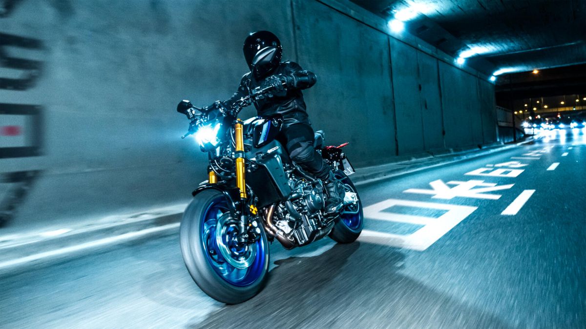 Noua Yamaha MT-09 SP: hyper-naked-ul premium prin excelenta! — imagine 4