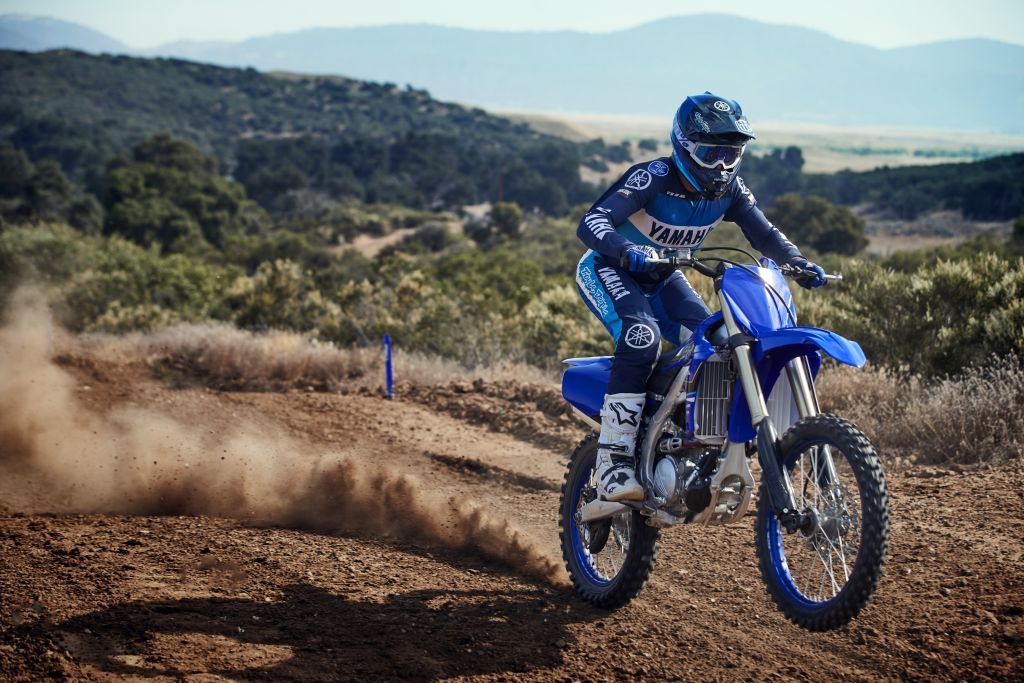 Tinteste podiumul cu Yamaha YZ250F 2021! — imagine 2