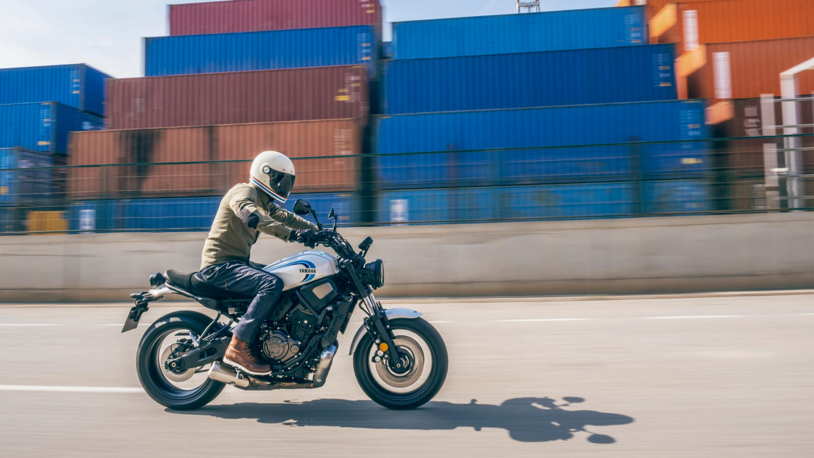 Noul XSR700 – Rebelul jovial — imagine 1