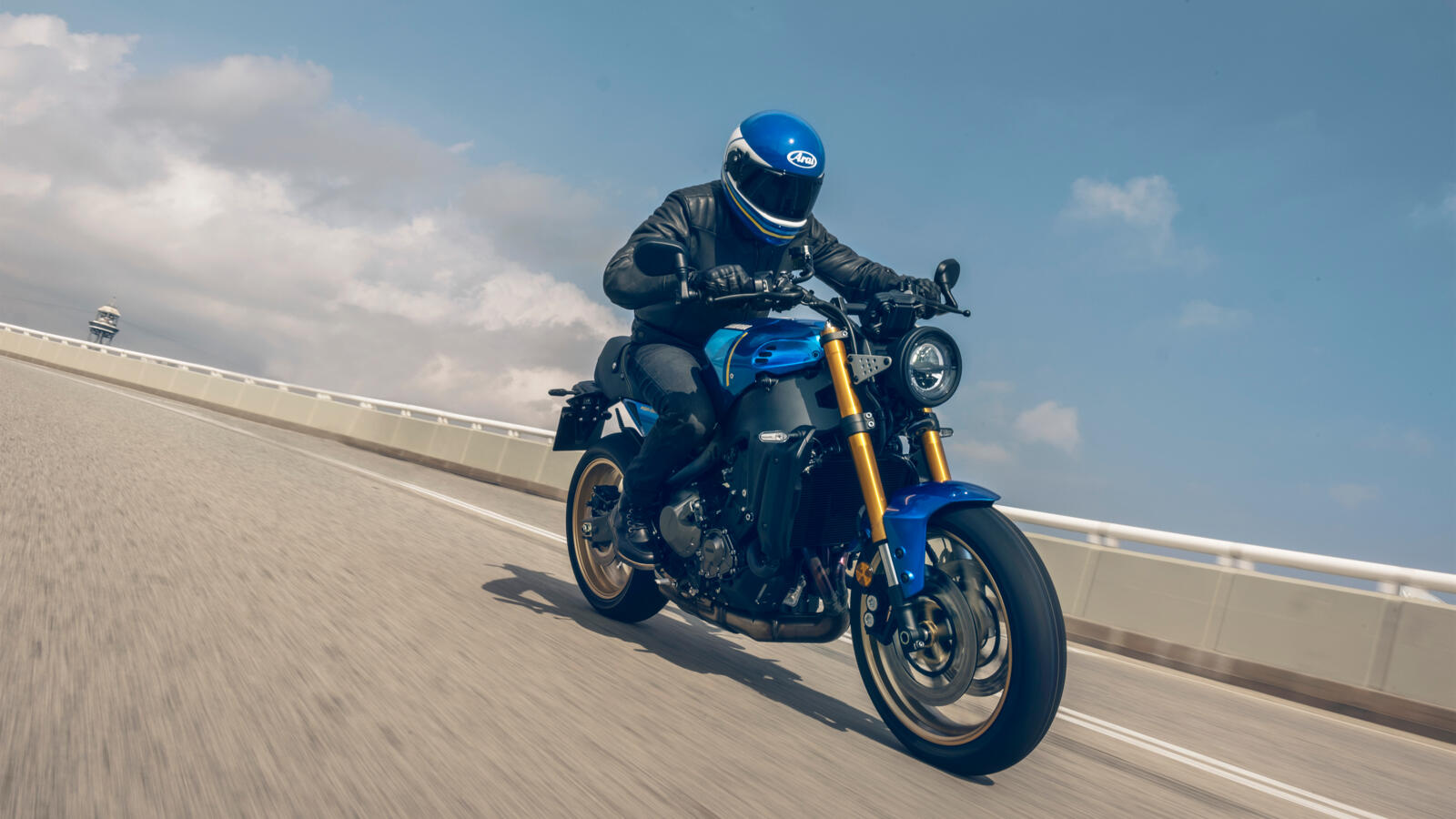 Noul XSR900: Legendă renăscută — imagine 7