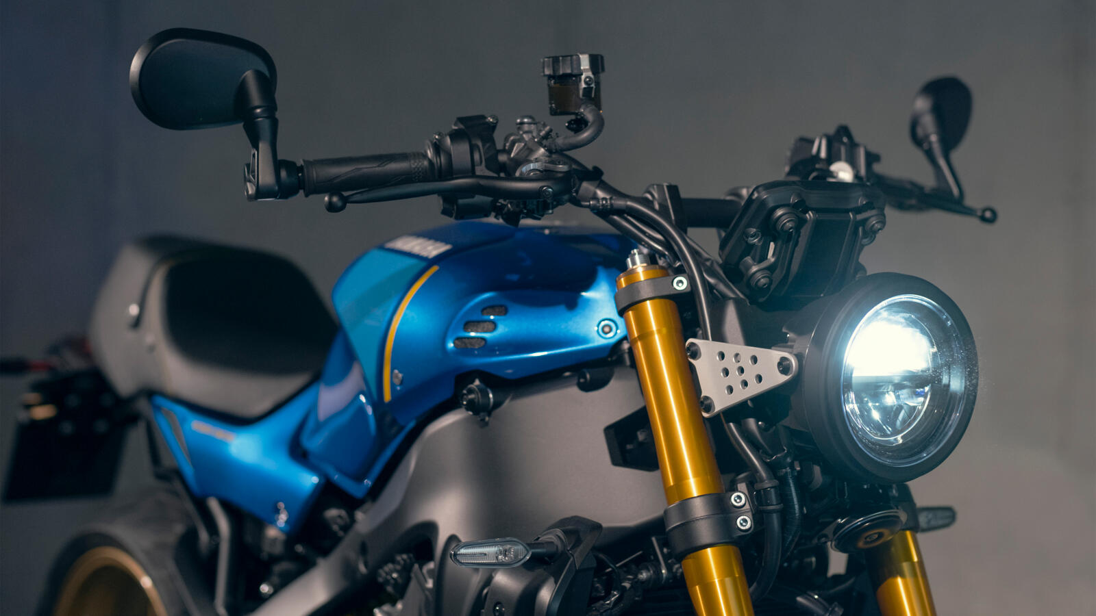 Noul XSR900: Legendă renăscută — imagine 12