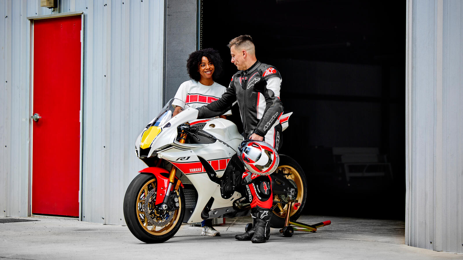 Modelele Yamaha R-Series 2022 sărbătoresc istoria curselor Grand Prix Yamaha — imagine 44