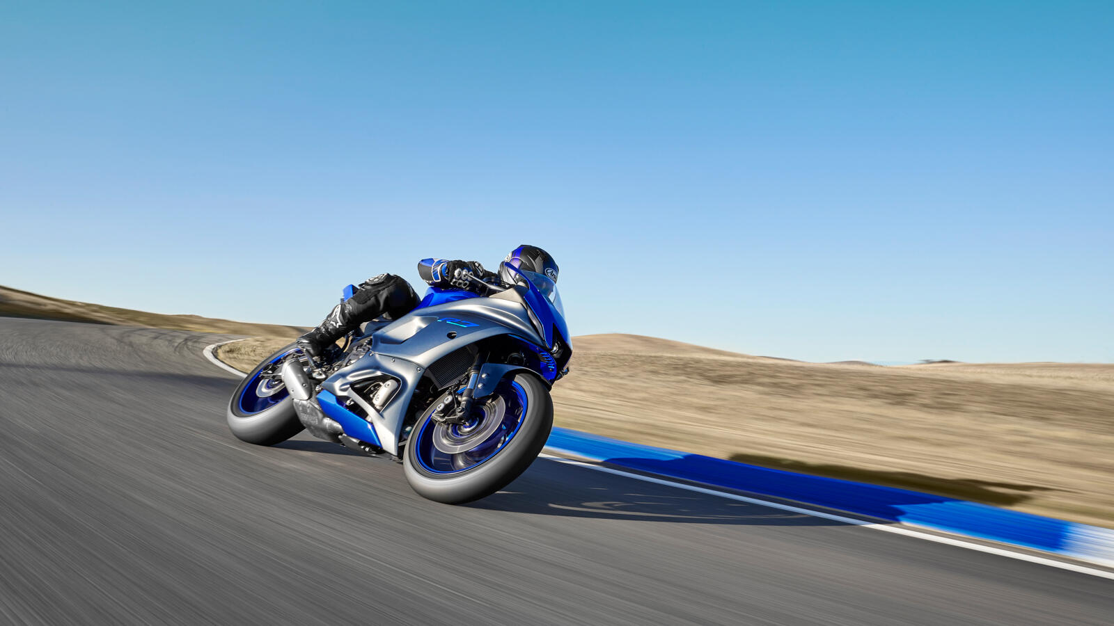 Noua Yamaha R7, sportivitate pe intelesul tuturor! — imagine 7