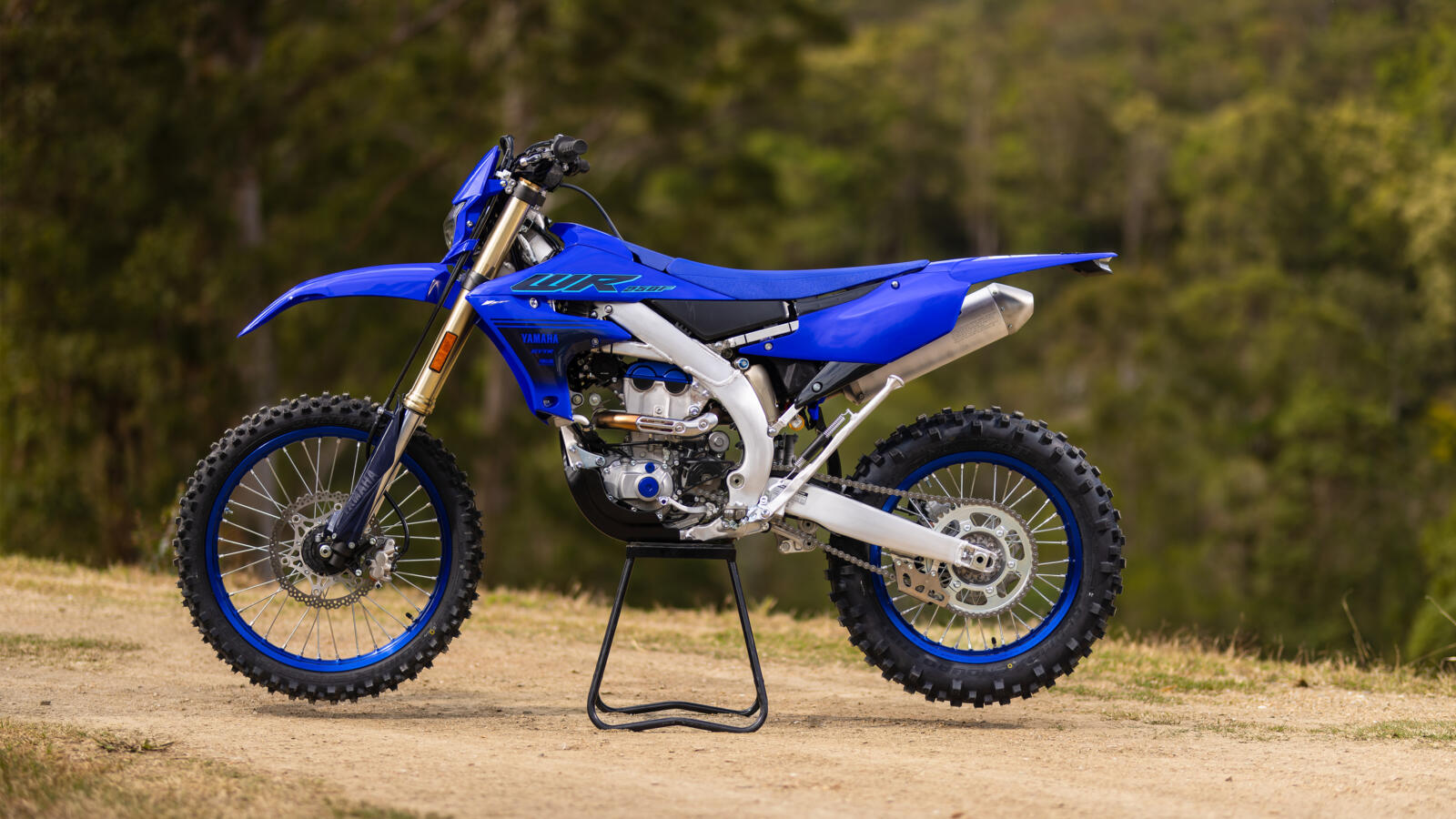 Noul WR450F: Putere extrem de controlabilă și agilitate de nivelul următor — imagine 15