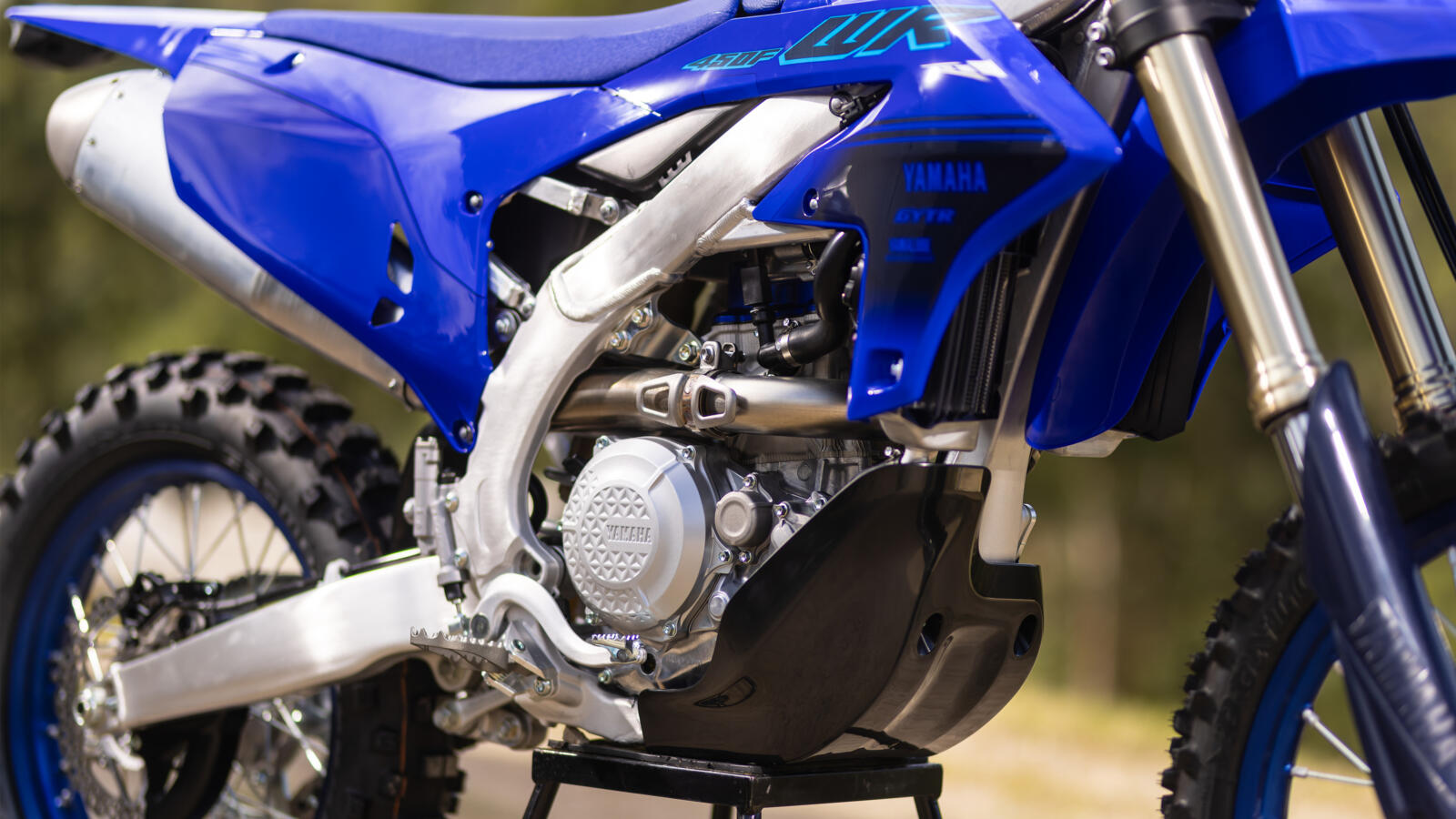 Noul WR450F: Putere extrem de controlabilă și agilitate de nivelul următor — imagine 26