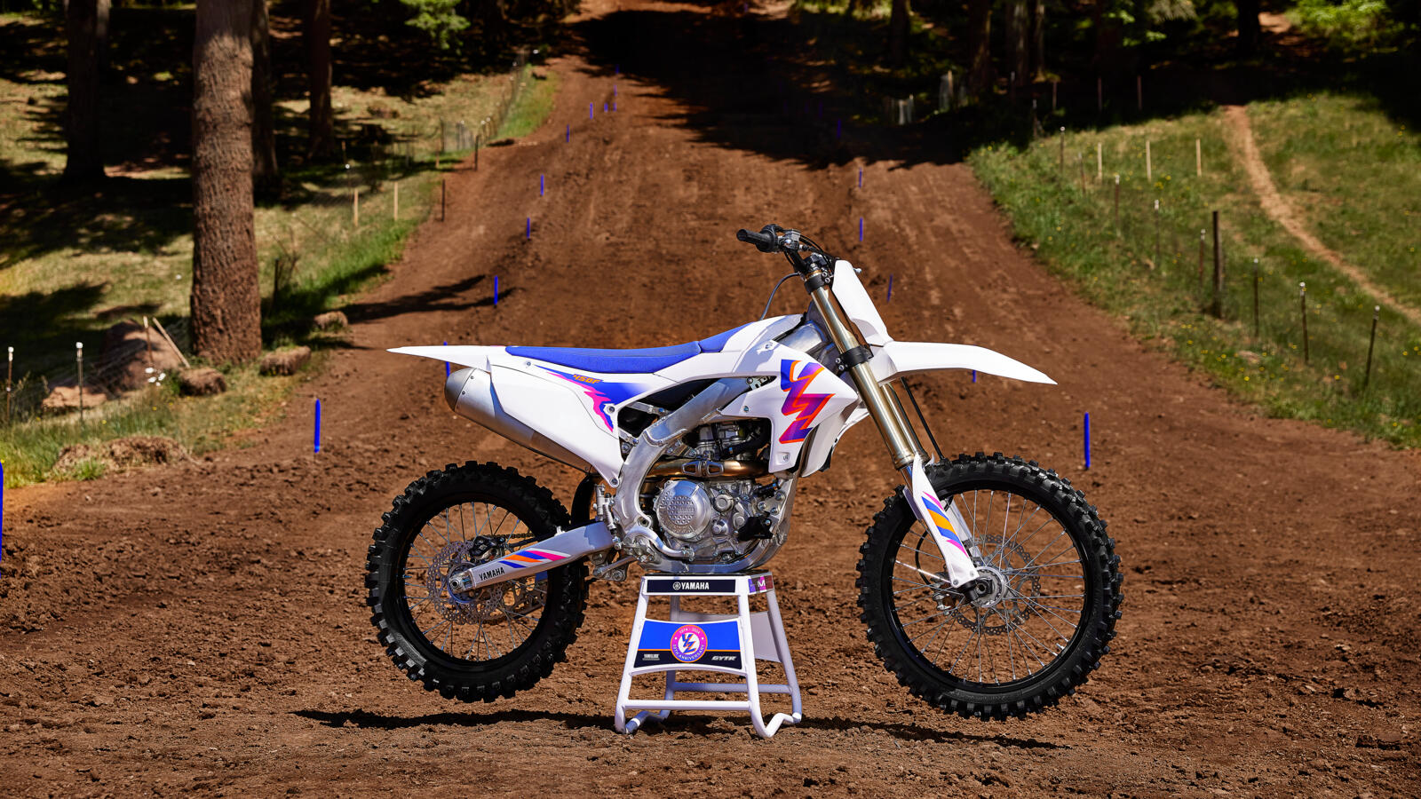 Gama Off Road Competition de la Yamaha sărbătorește 50 de ani de YZ — imagine 7