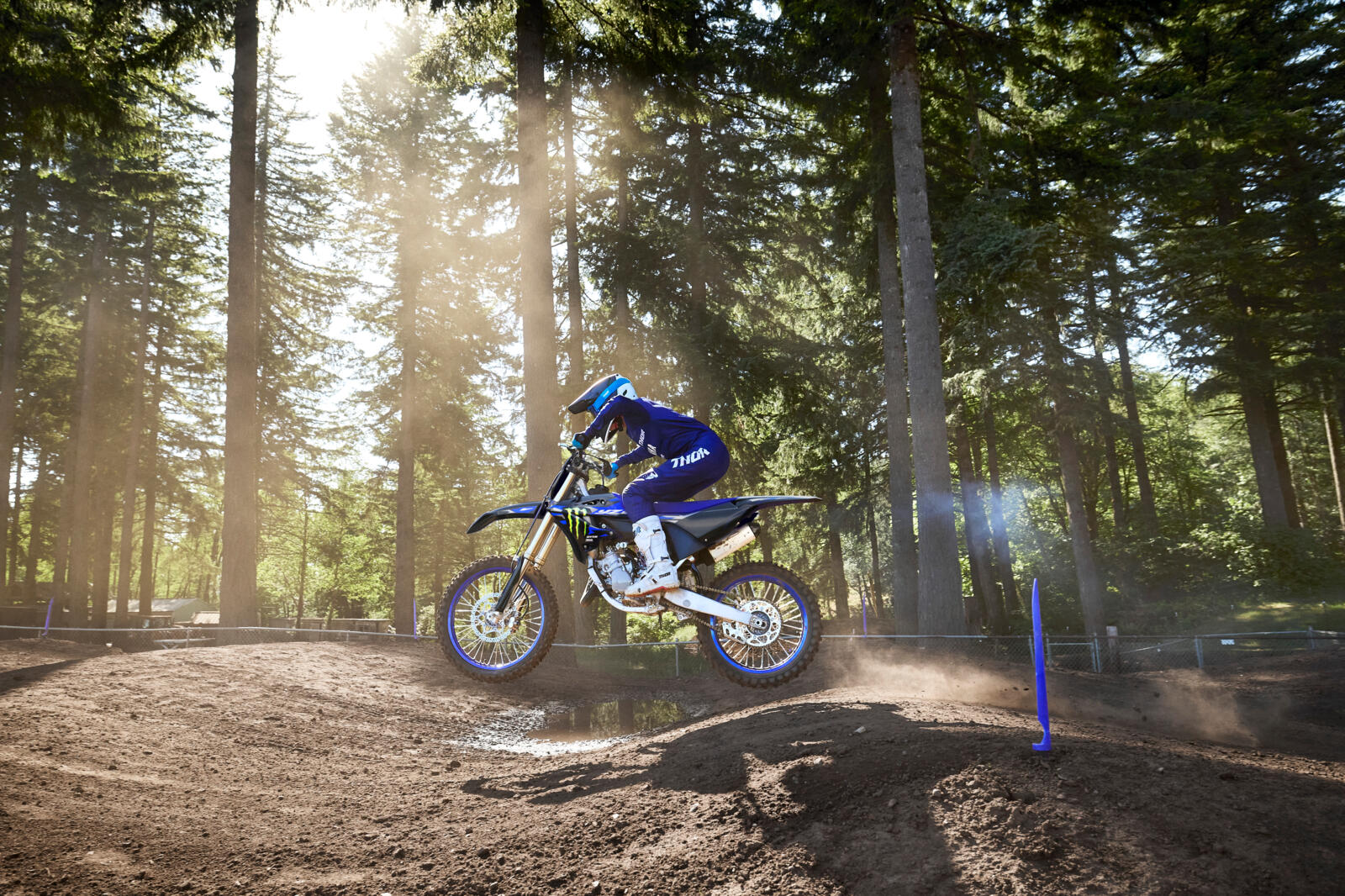 Intrați în VictoryYZone cu gama de competiții off-road Yamaha 2025 — imagine 49