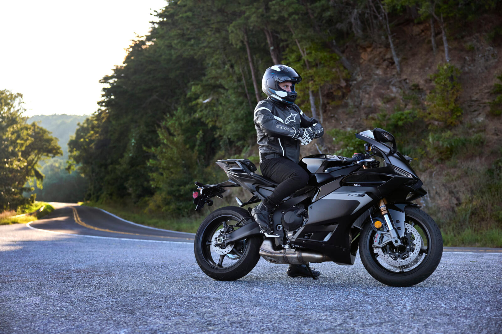 O nouă generație de Supersport: Yamaha R9 din 2025