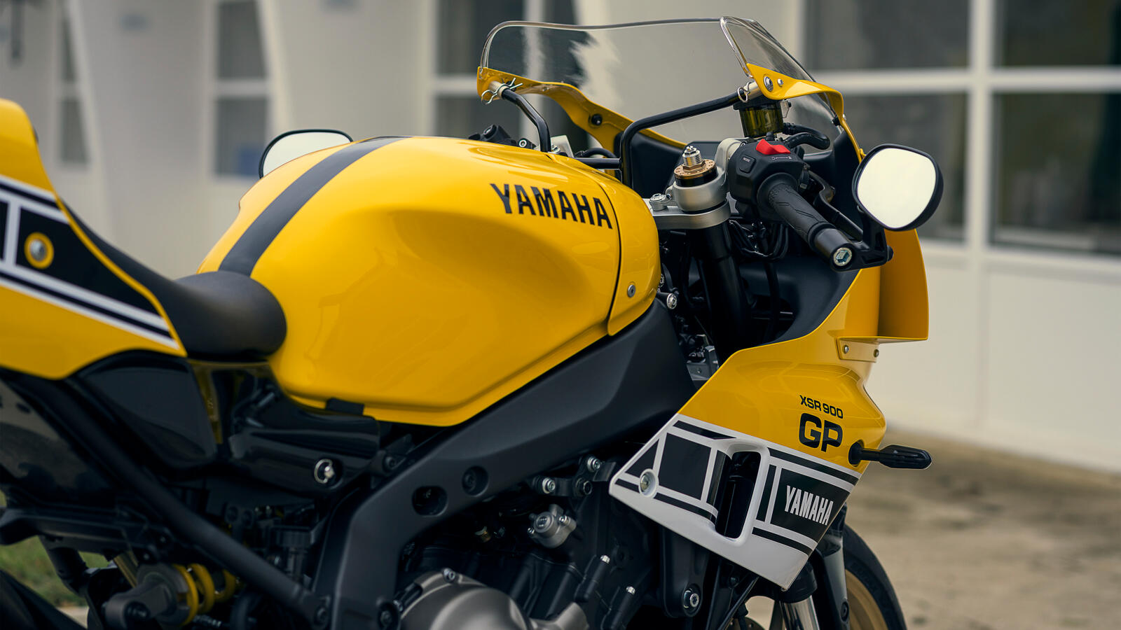 „REGELE” SE ÎNTOARCE: YAMAHA XSR900 GP 2026 — imagine 19