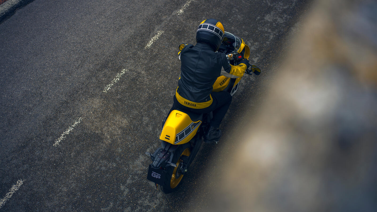 „REGELE” SE ÎNTOARCE: YAMAHA XSR900 GP 2026 — imagine 22