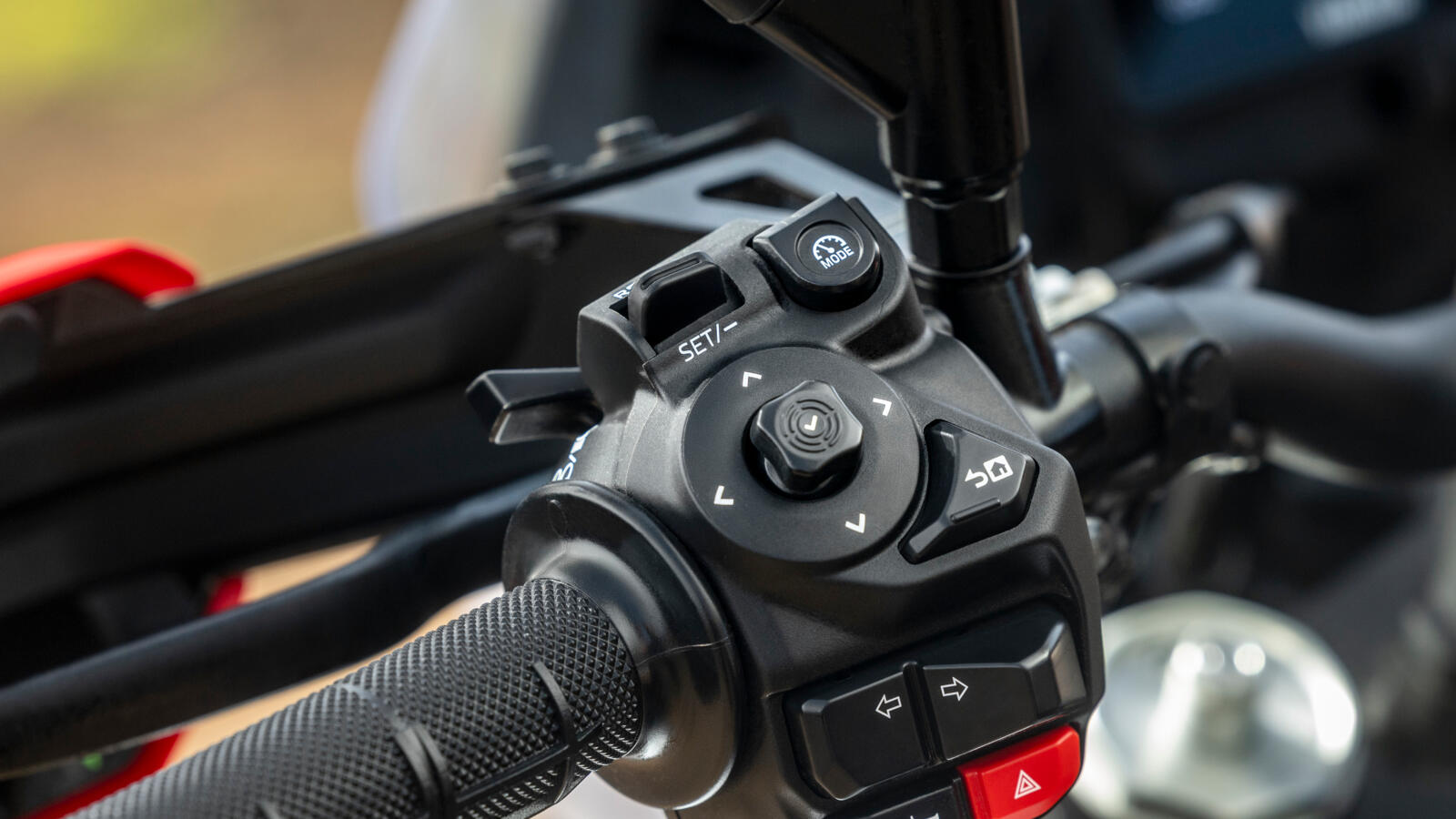 Go the distance: The 2026 Yamaha Ténéré 700 World Raid — imagine 32