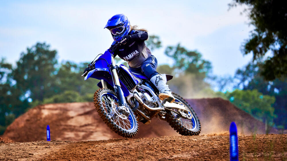 Noua gamă 2022 Off Road Competition: Dedicare față de curse cu noile YZ125 și YZ125 Monster Energy Yamaha Racing Edition