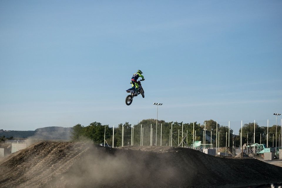 Cum a fost posibil wildcard-ul acordat de Yamaha Europe lui Zoltan Ordog in superfinala YZ bLU cRU Cup — imagine 1
