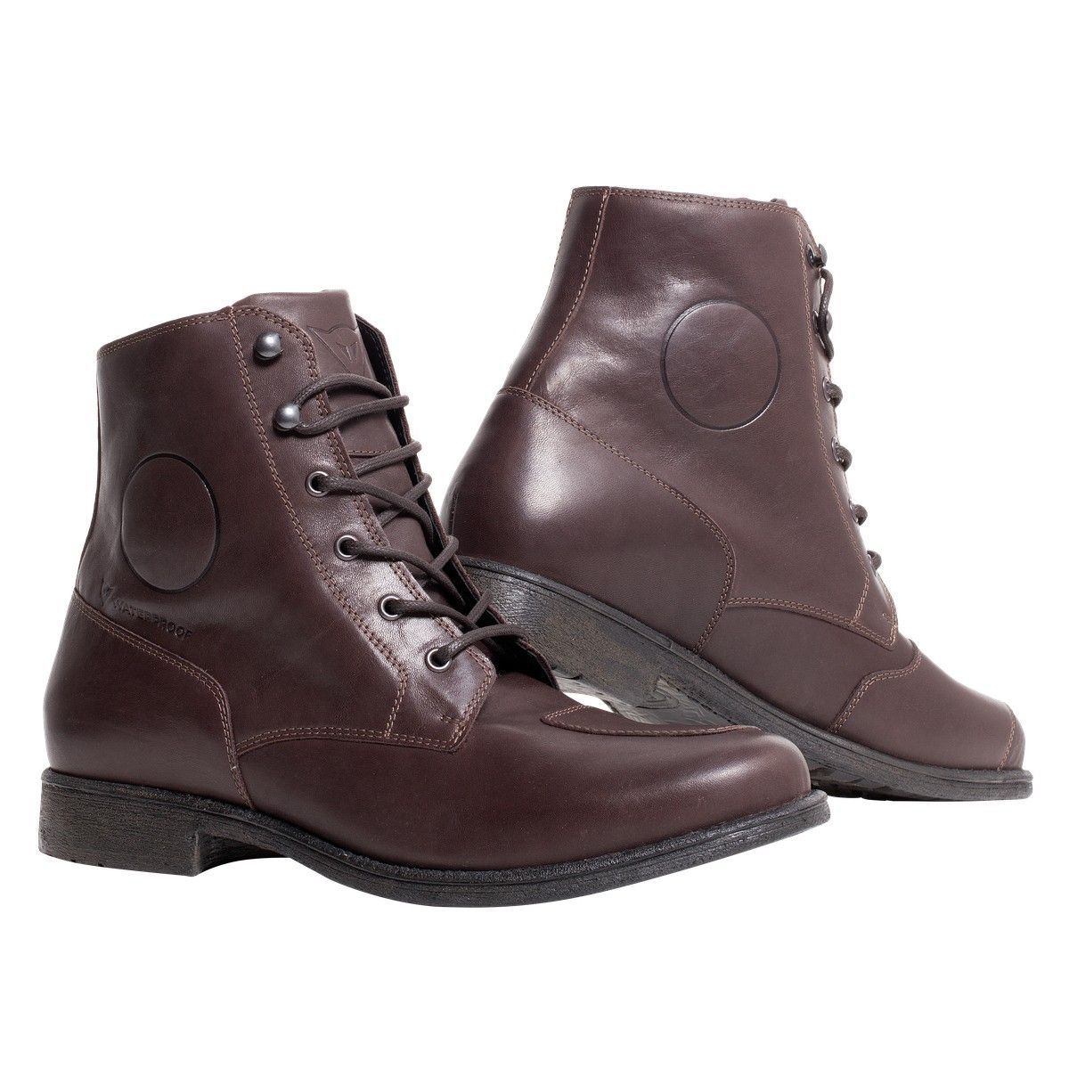 Paseste in lumea incaltamintei moto casual impreuna cu Dainese — imagine 5