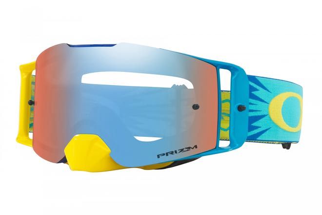 Front Line MX, noii ochelari de motocross de la Oakley provoacă limitele performantei!