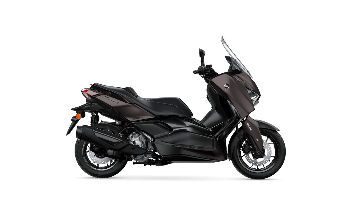 XMAX 300 Tech Max + — imagine 24