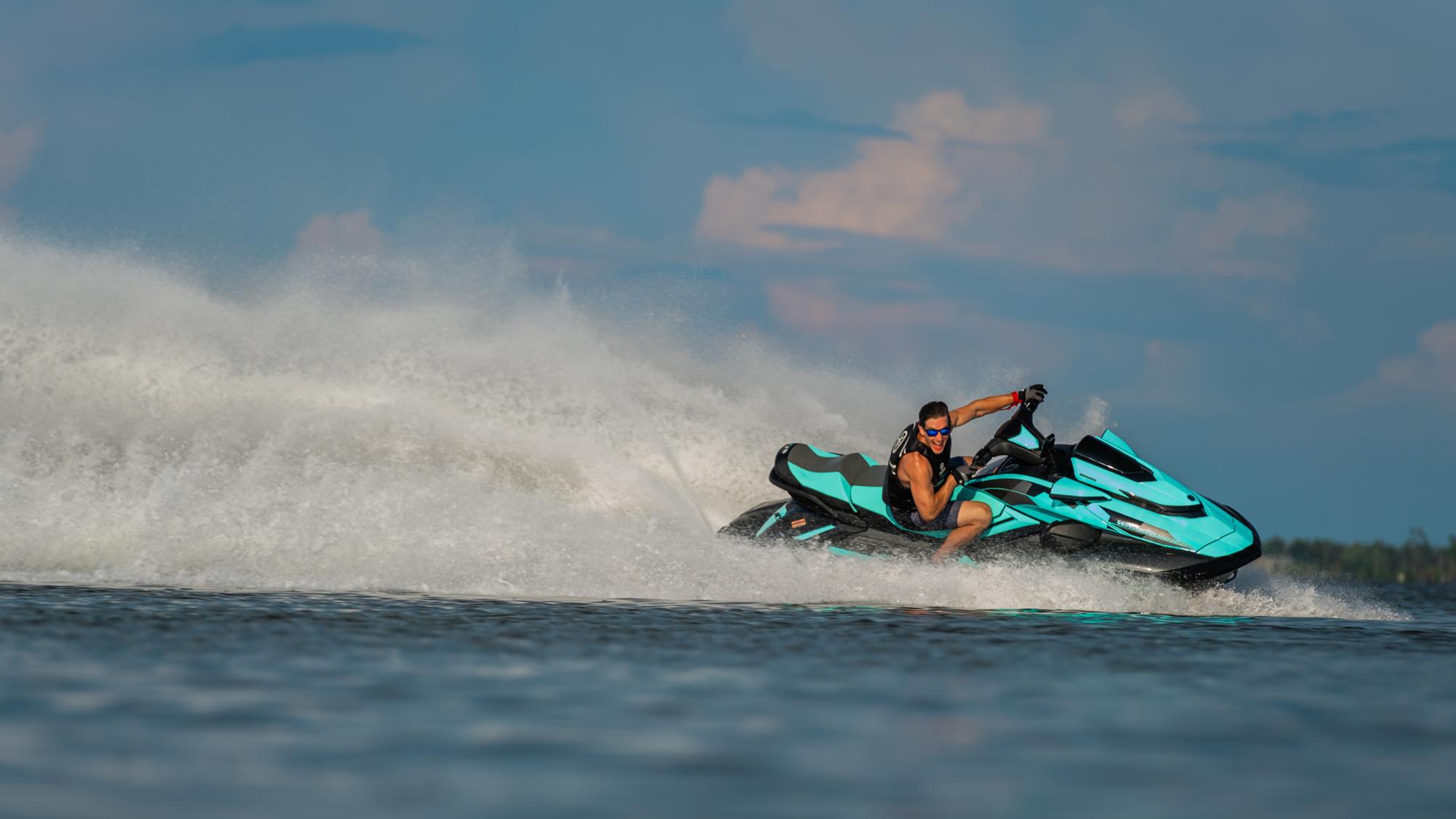 FX Cruiser SVHO 2023 — imagine 1