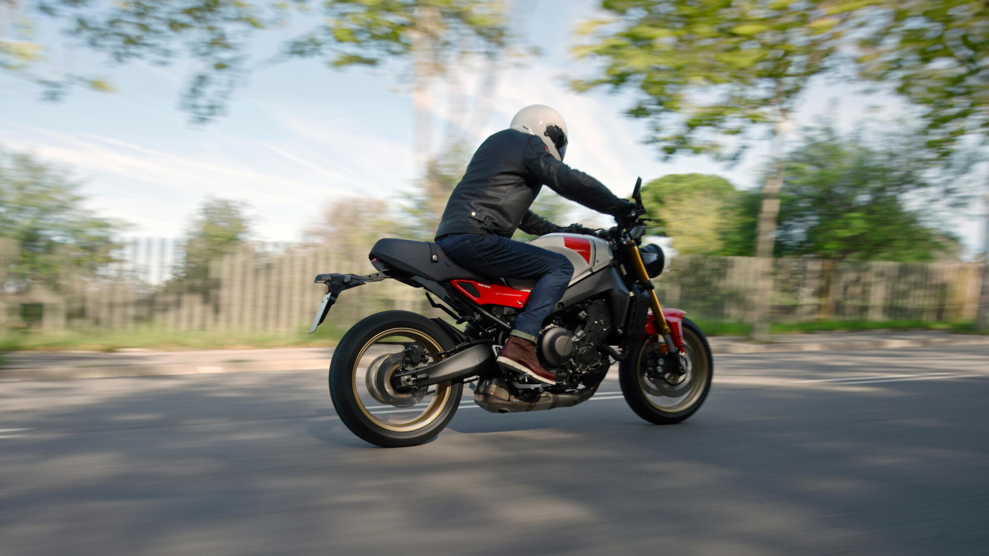 XSR900 — imagine 2