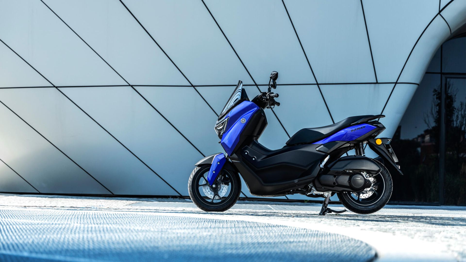 NMAX 125 — imagine 22