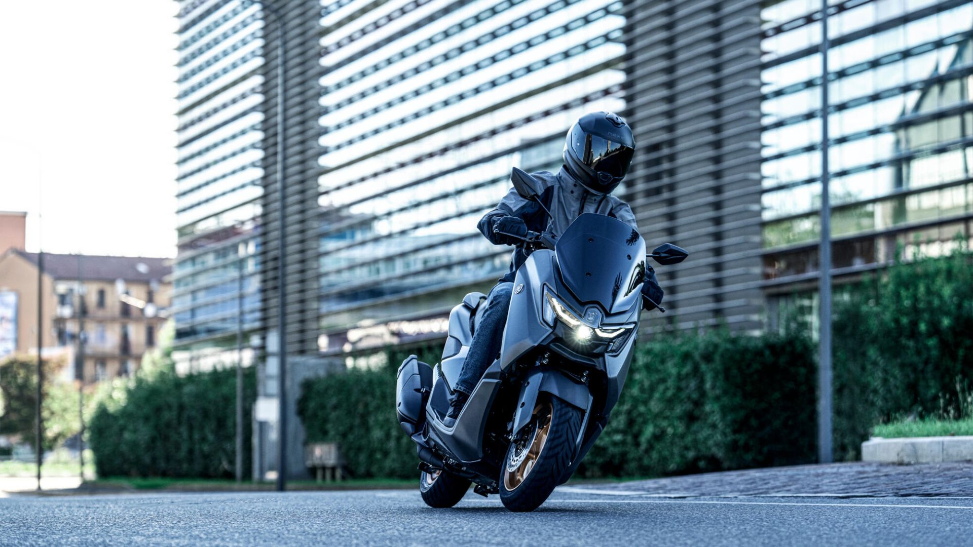 NMAX 155 Tech MAX — imagine 5