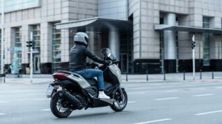 XMAX 125 Tech MAX — imagine 12