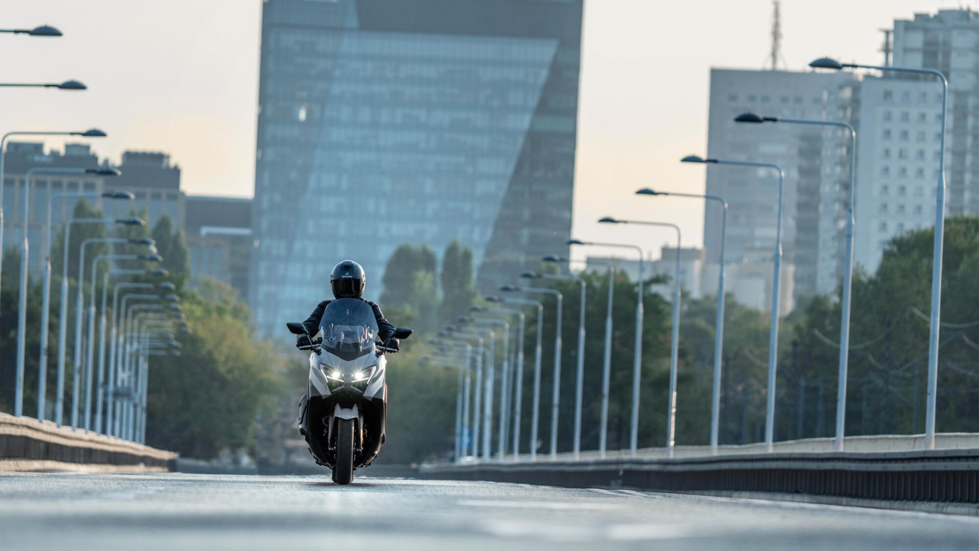 TMAX Tech MAX — imagine 25