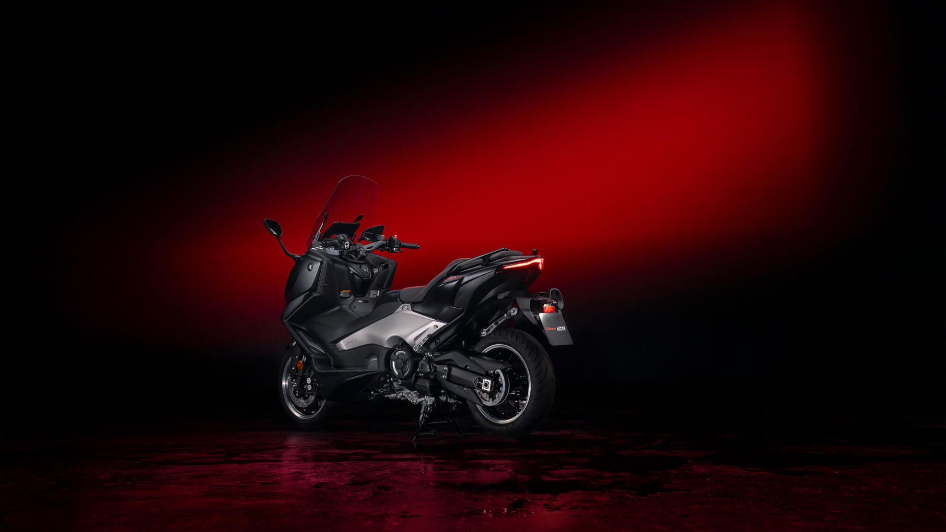 TMAX 25th Anniversary — imagine 14