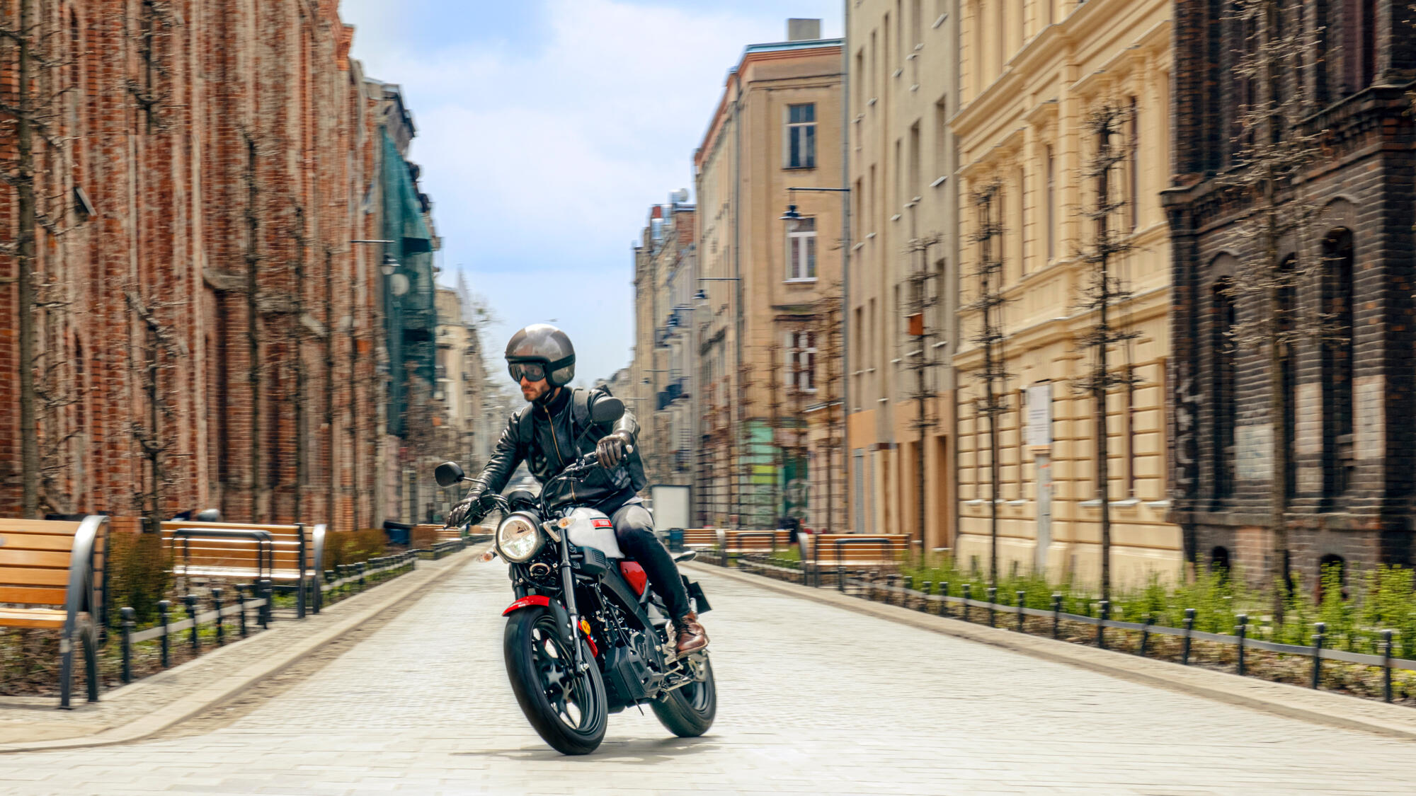 XSR125 — imagine 9
